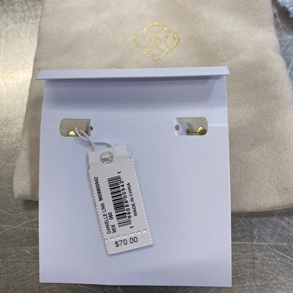 Kendra Scott, gold silver earrings NWT - Picture 4 of 6